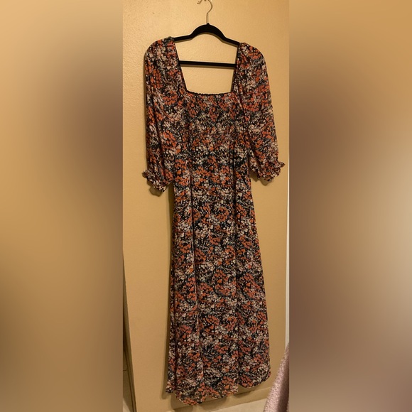 Destination Maternity Floral Dress - Picture 2 of 6